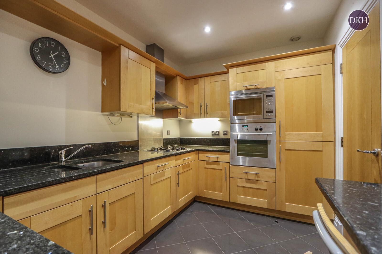 Property Image 5613d68b-e9bf-4b89-90c6-c30370428e5e