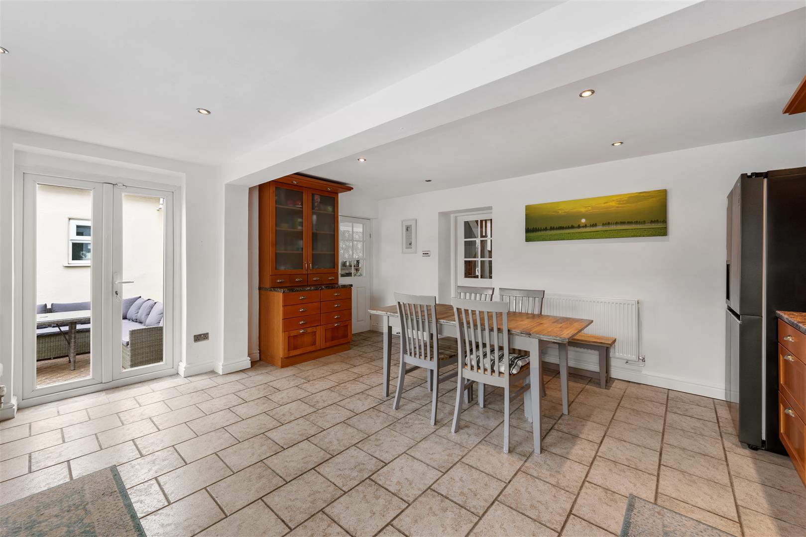 Property Image 5614bdb2-39be-4ed4-85c3-4e3ec42254c1
