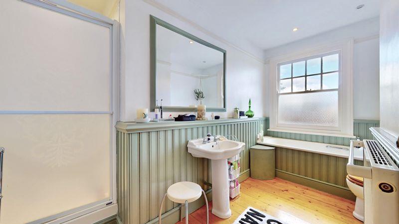 Property Image 56173909-a92a-4992-a12c-2913606910ef