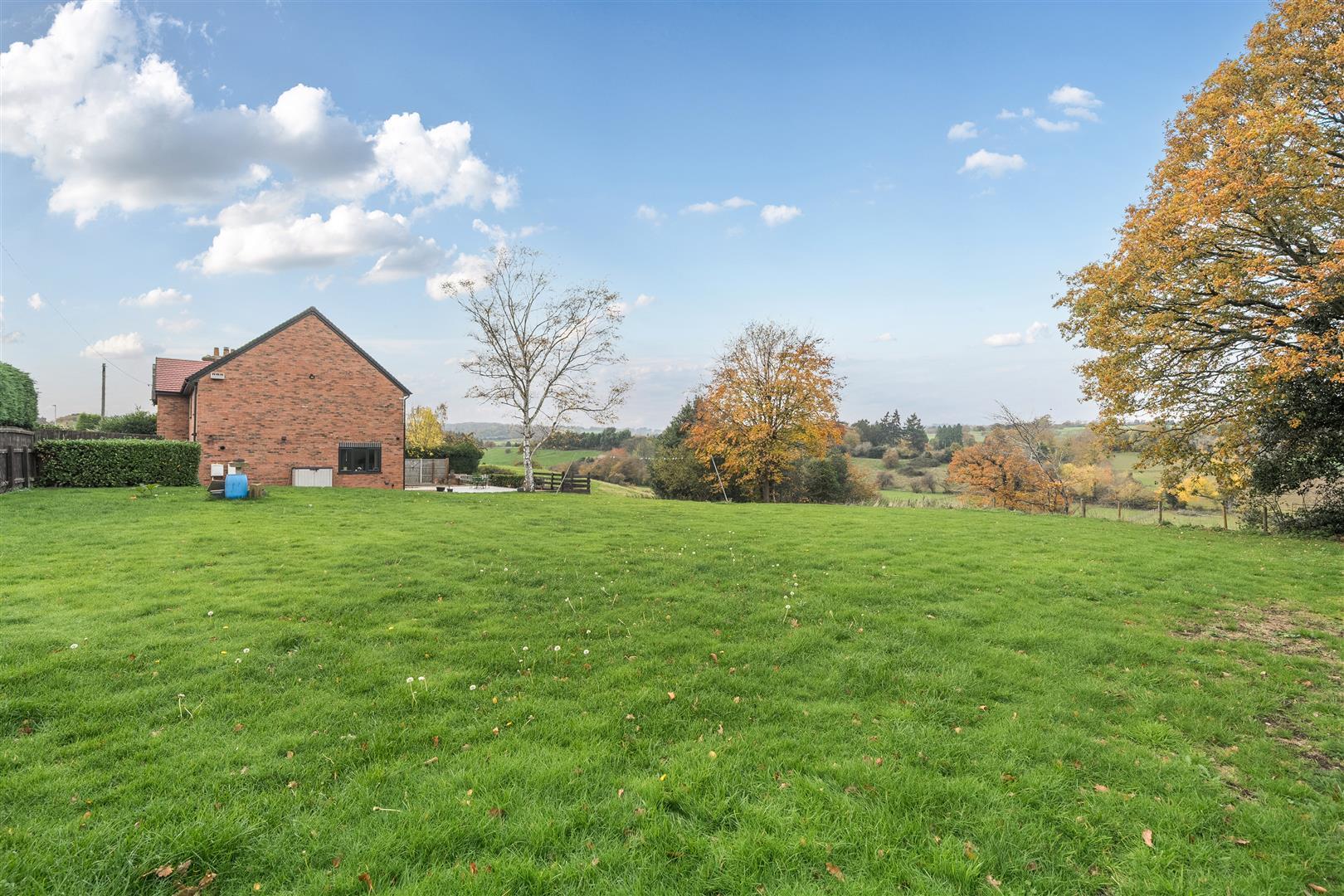 Property Image 562709c8-b767-477b-8a52-ed305363a06b