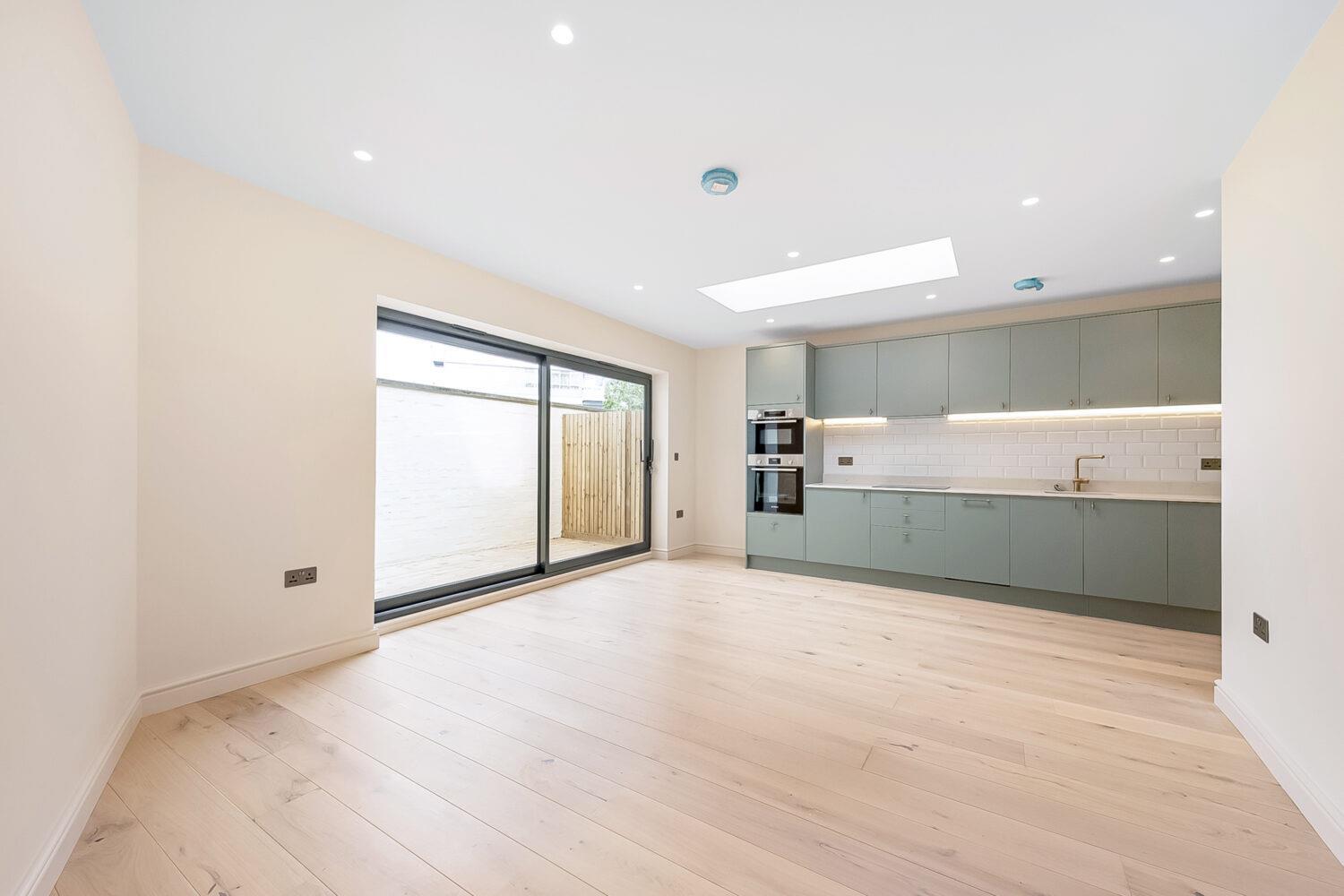 Property Image 5631ece8-1eed-480d-b6c6-8aa8c9b12653