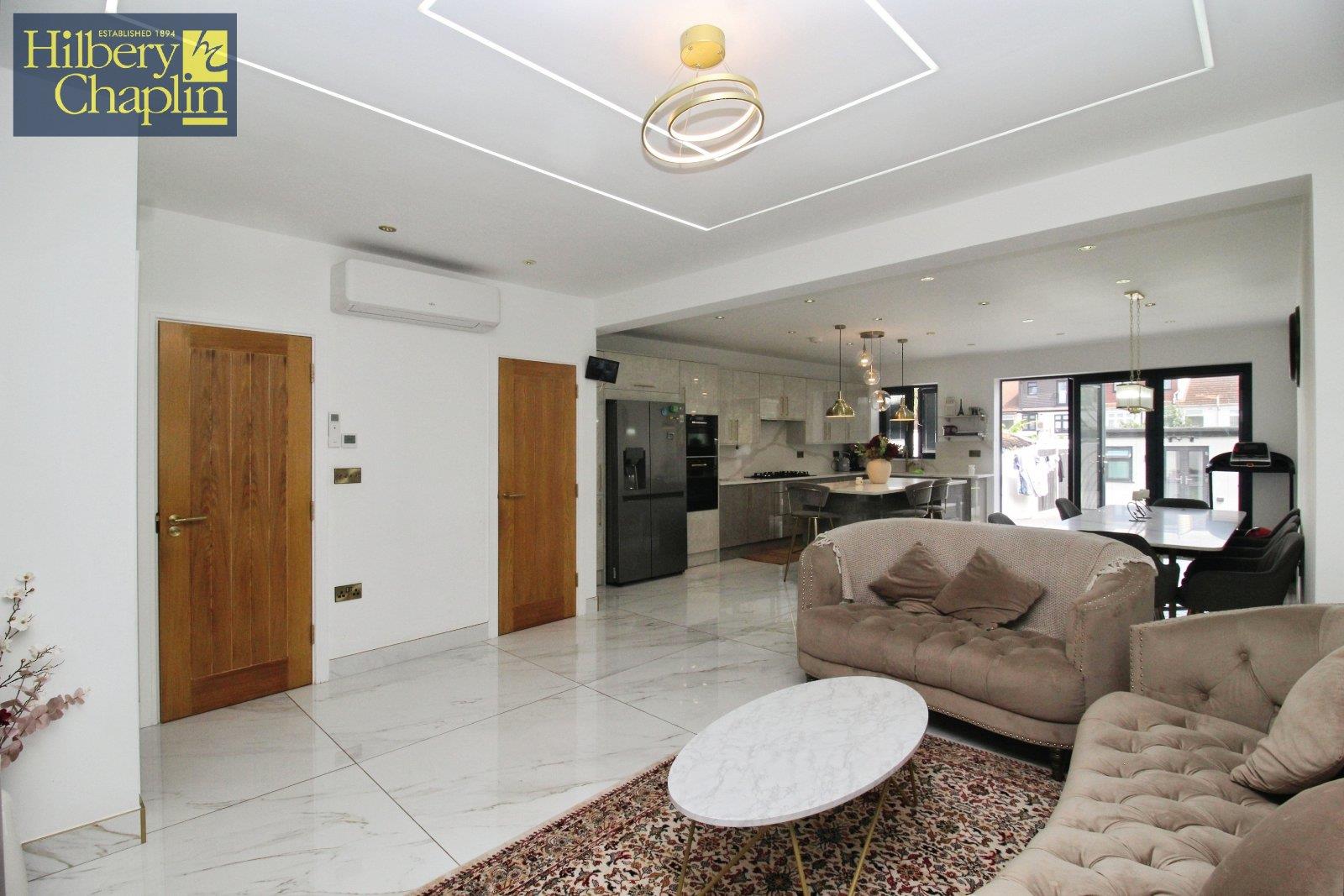 Property Image 56337580-0b3b-4546-88c6-39ce50ec29f4