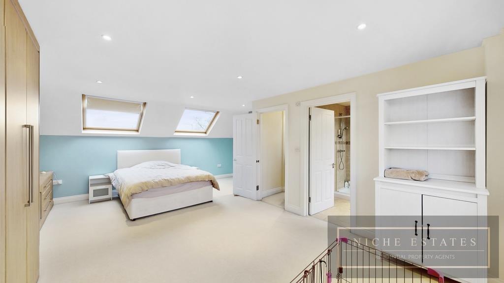 Property Image 5657d6d0-f9b4-4061-895a-c2cdd262de42