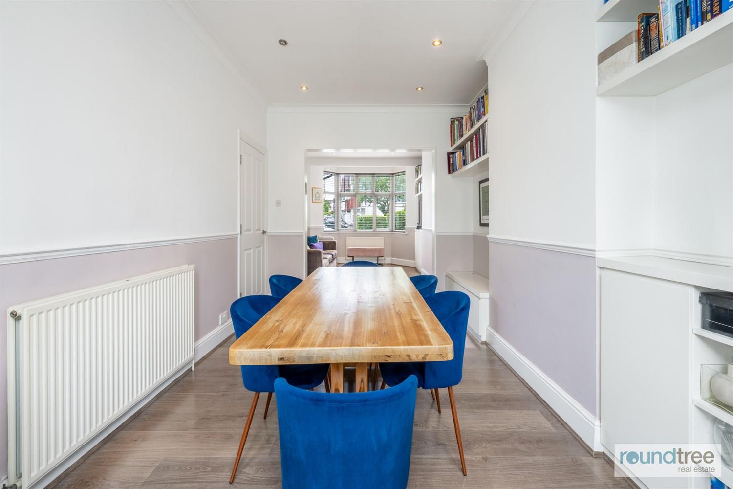 Property Image 56605fff-d01e-4a61-bb21-1540c0a555cf