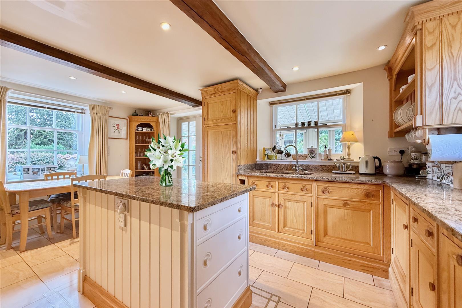 Property Image 568f7313-03d2-45a8-a2f8-8310b3224bda