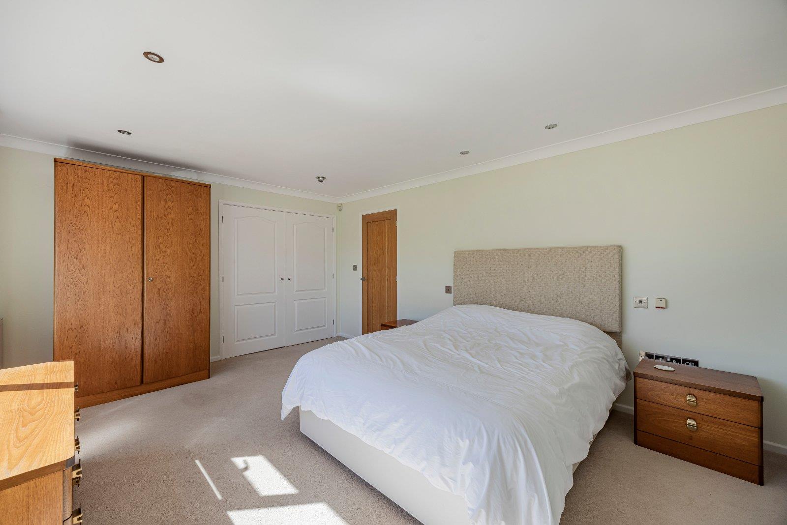 Property Image 56912177-538e-4224-9fe8-5b6e5f615a2b