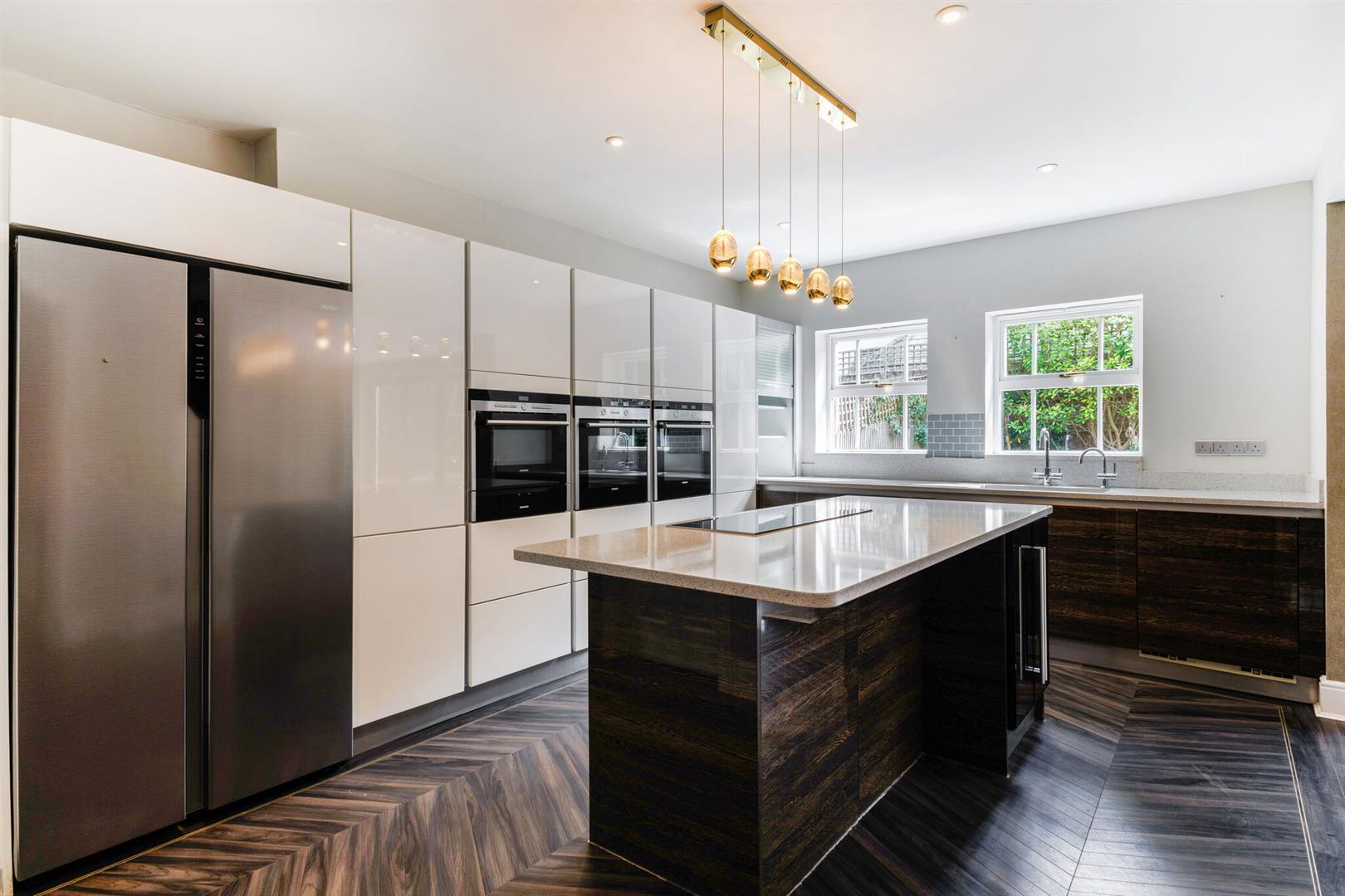 Property Image 569bc612-783a-4c8f-94a9-db2245e73ef6