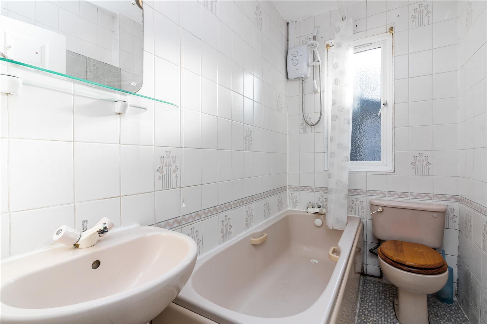 Property Image 56bf5896-9f25-46d3-b648-602bb7242ca6