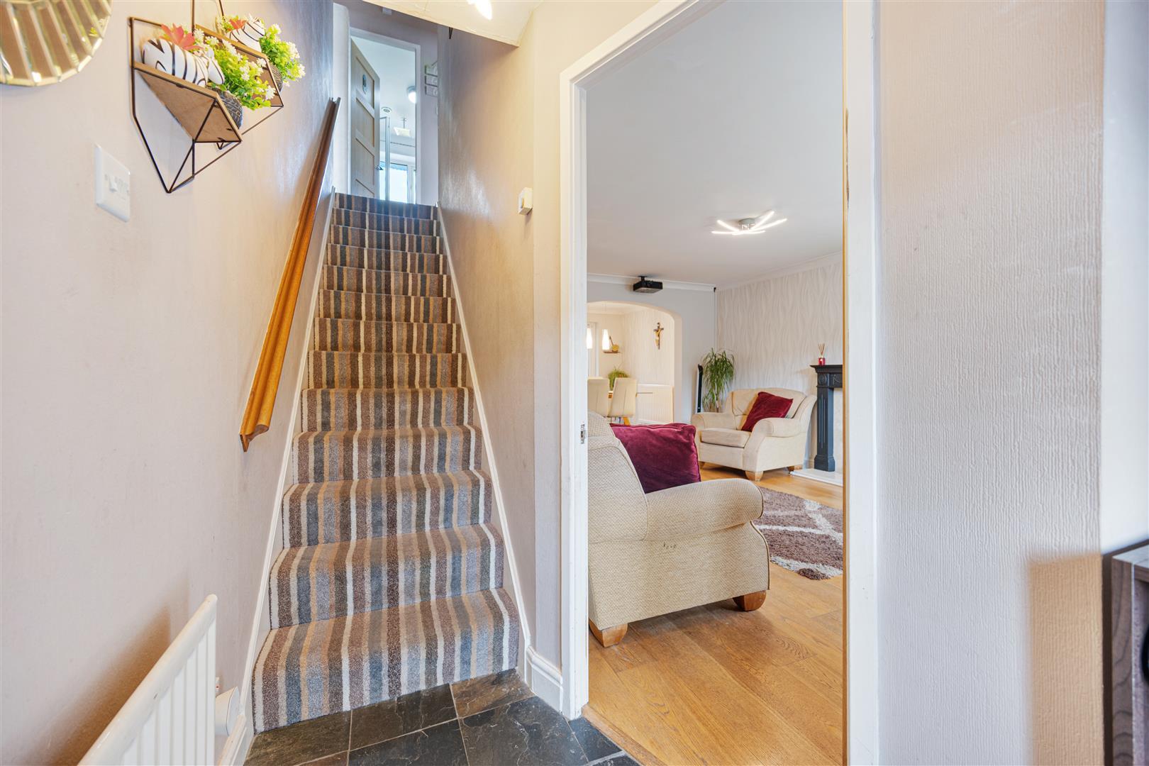 Property Image 56c711bb-4ae8-4a12-9d28-94de760d4844