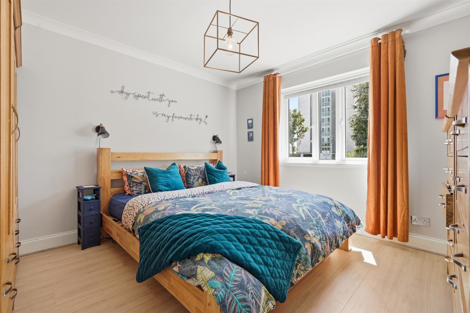 Property Image 56ca8c7e-dae3-4dd3-bdb4-53f21f6952e0