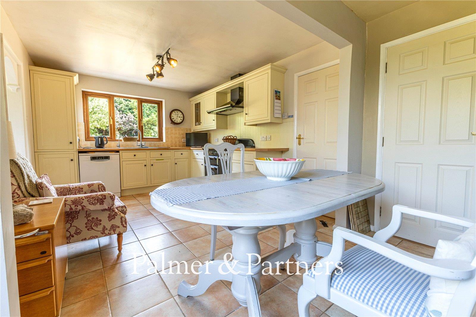 Property Image 56cf4824-eb55-4a32-938b-01a55e6cc1e1