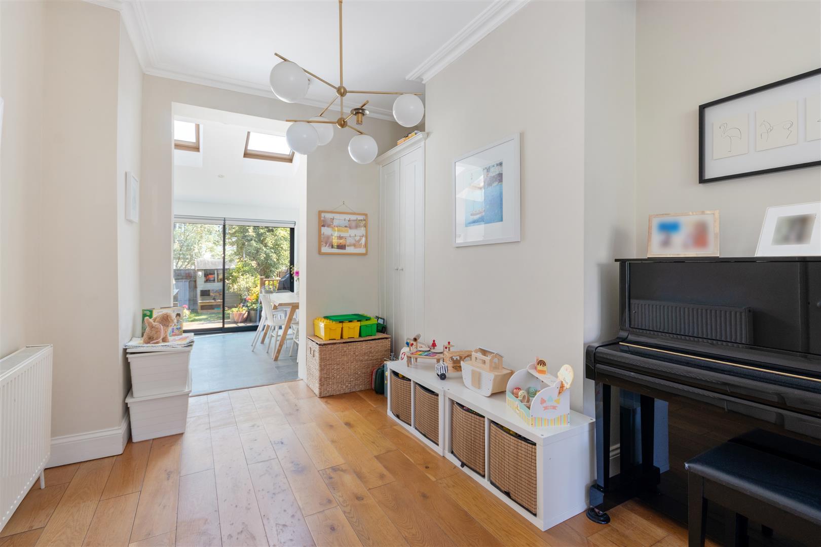 Property Image 56d04fb0-a6c3-4bb6-a55b-9ad1644042ff