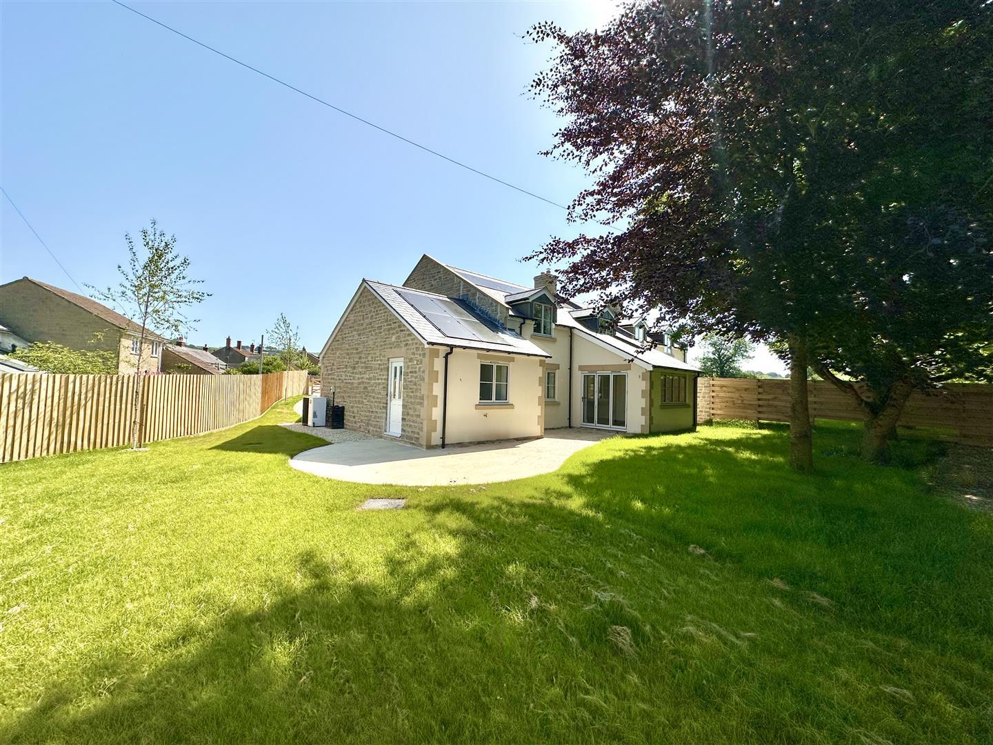 Property Image 56d189b1-f7ef-421c-898a-fcca5ac40980