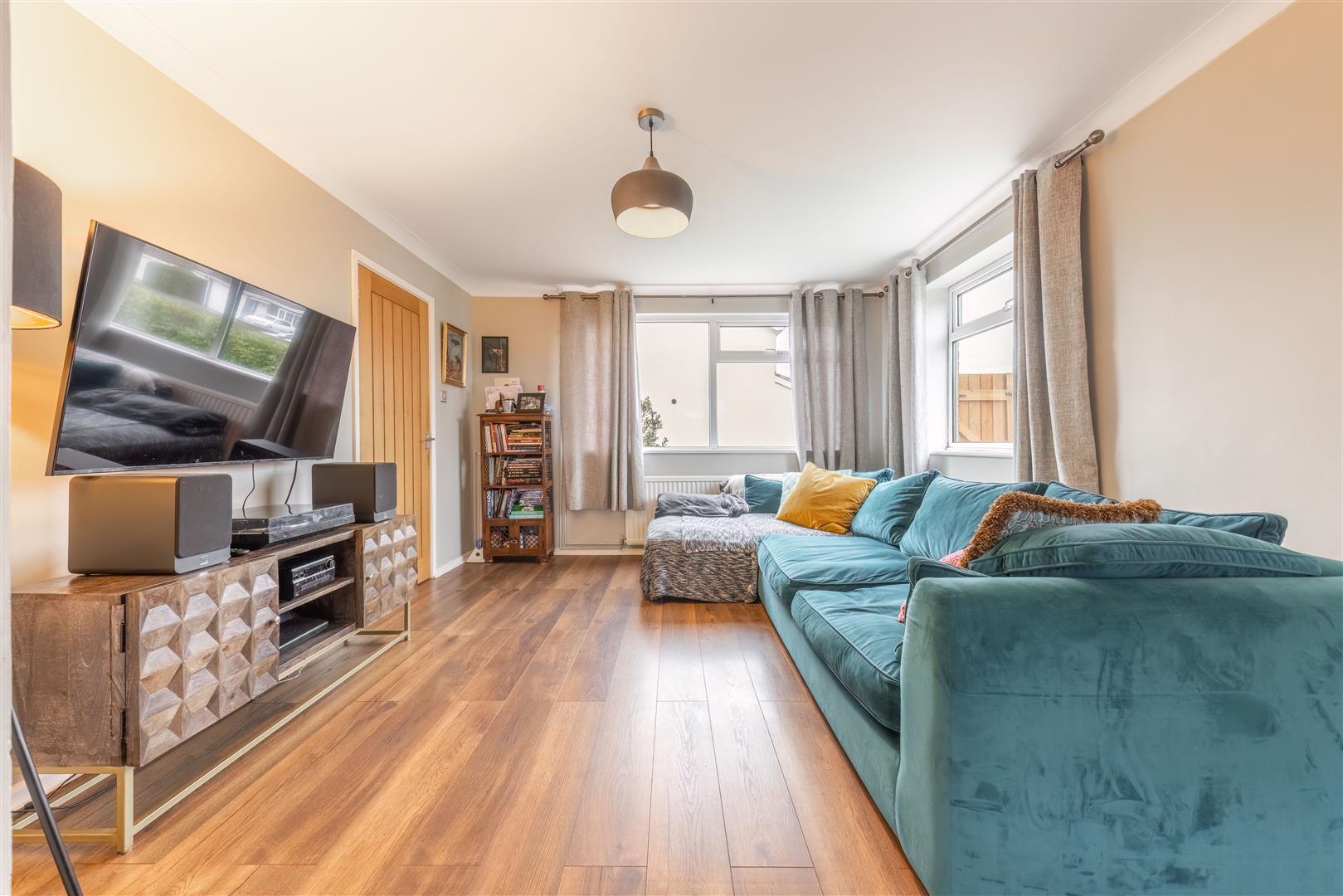 Property Image 56d83bbc-cf25-4605-8b99-aaa7178919d1