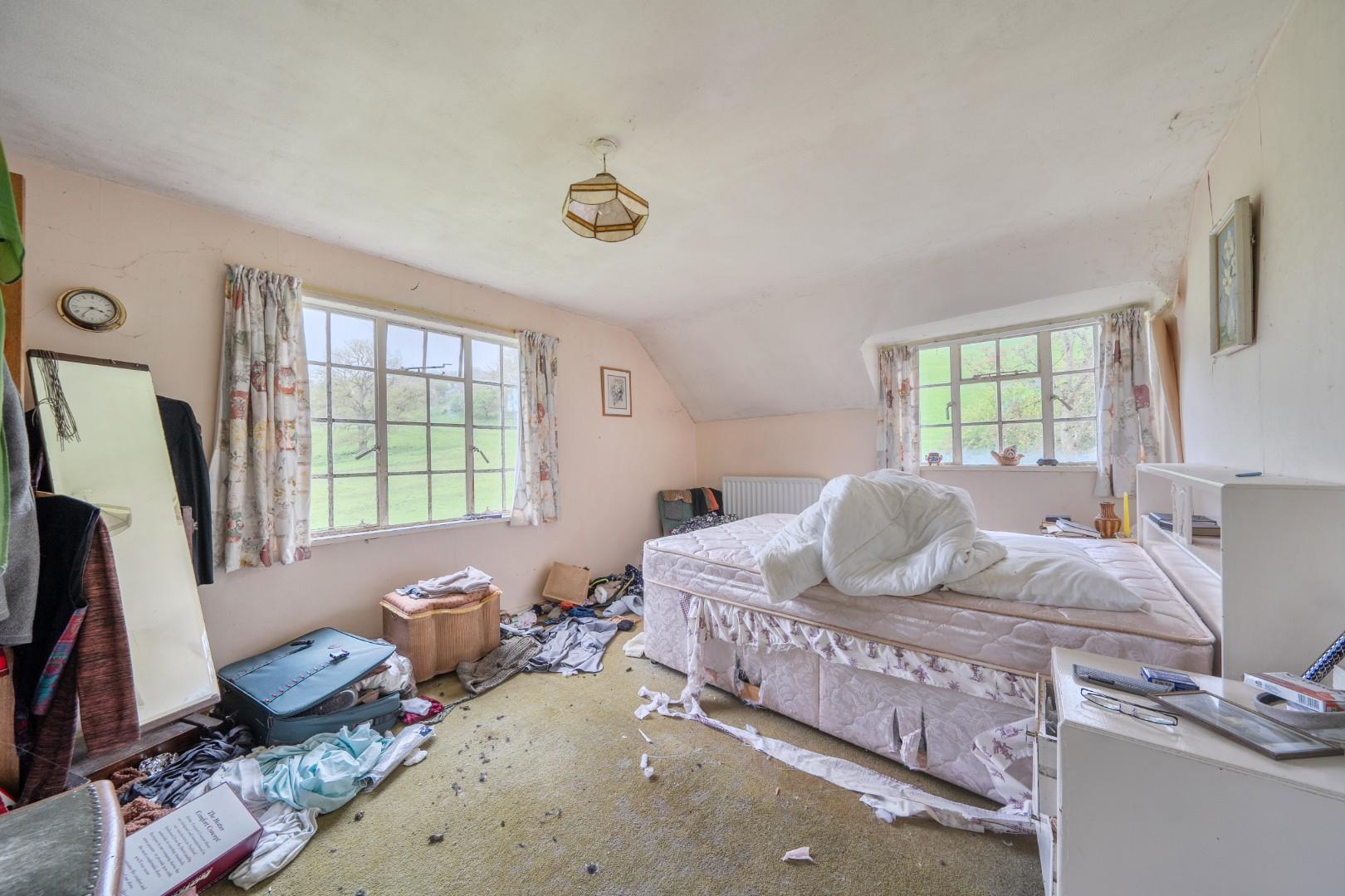 Property Image 56d91268-5924-40bc-8bf5-5b5a9e889f80