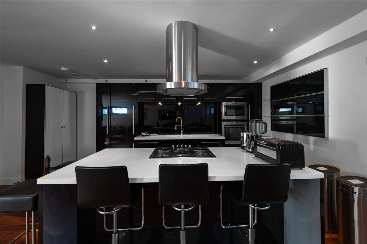 Property Image 56e3bfdc-8bde-491c-84a7-846609930b40