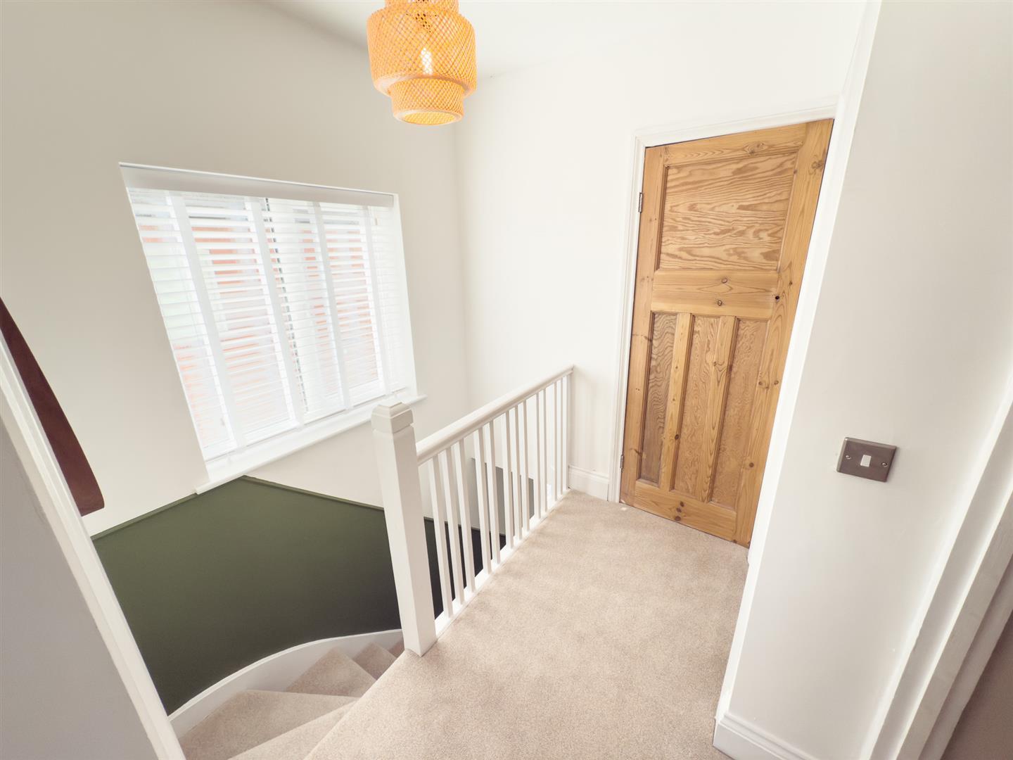 Property Image 56e84f6d-fa07-4773-af25-1ec7bf67c998