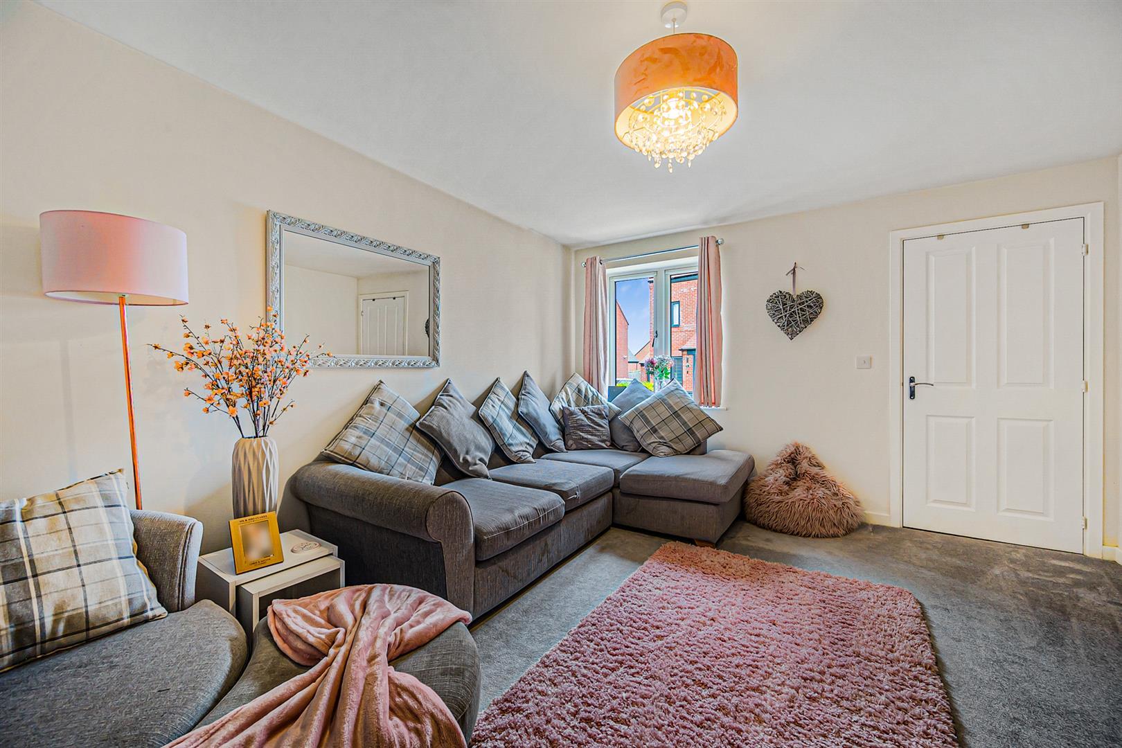 Property Image 56fb1bed-084e-4e76-a1aa-8714868a9dbc