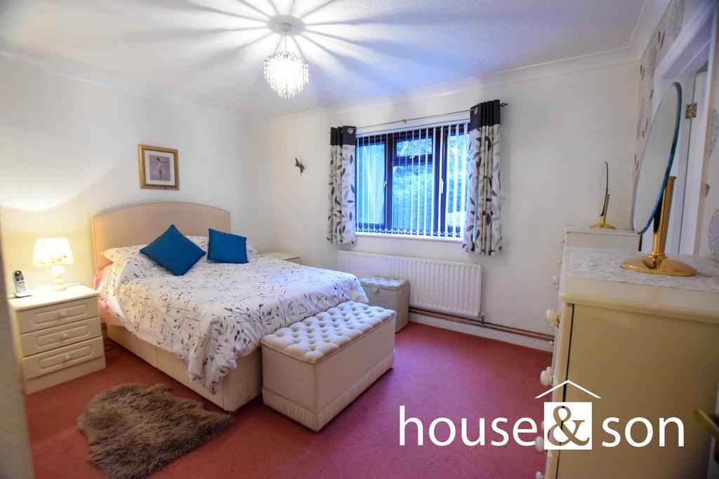 Property Image 570c02fa-ff07-40c3-bd15-4451717aa066
