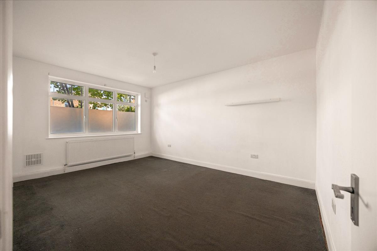 Property Image 571f7574-1a86-4885-be7c-e9e7acb9ae64