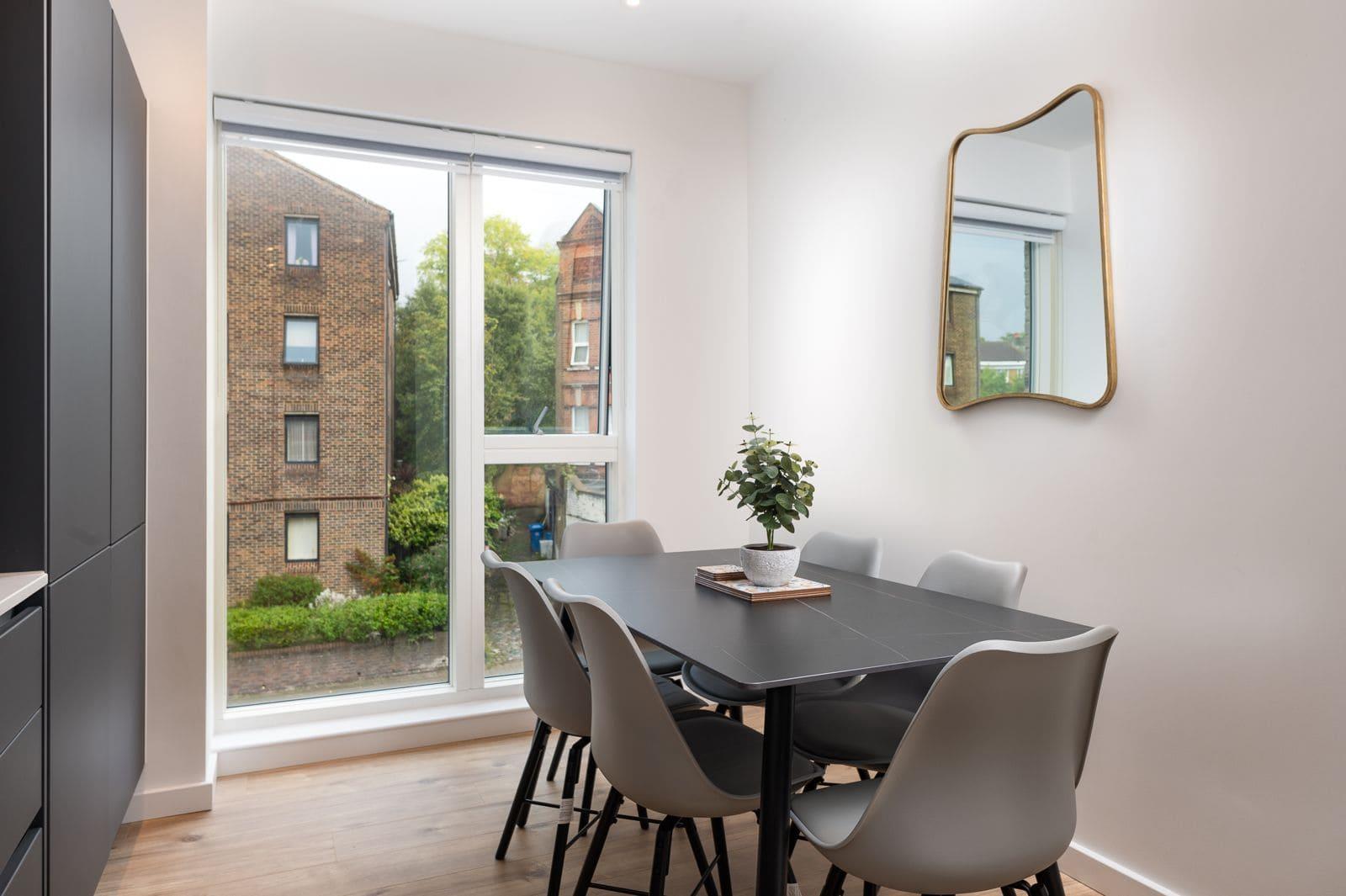 Property Image 572bfae3-aa6b-4883-b77a-976a34241a93