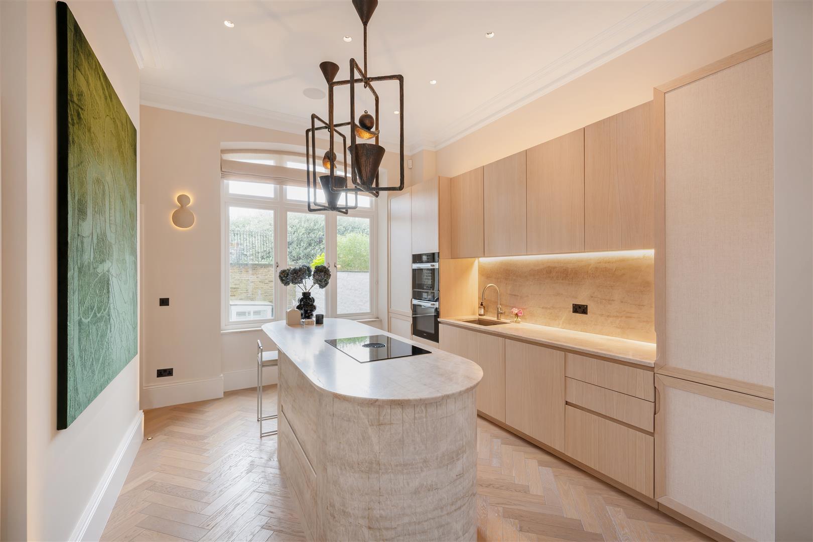 Property Image 572d0033-8fec-4ac4-8af5-522eba90ad78