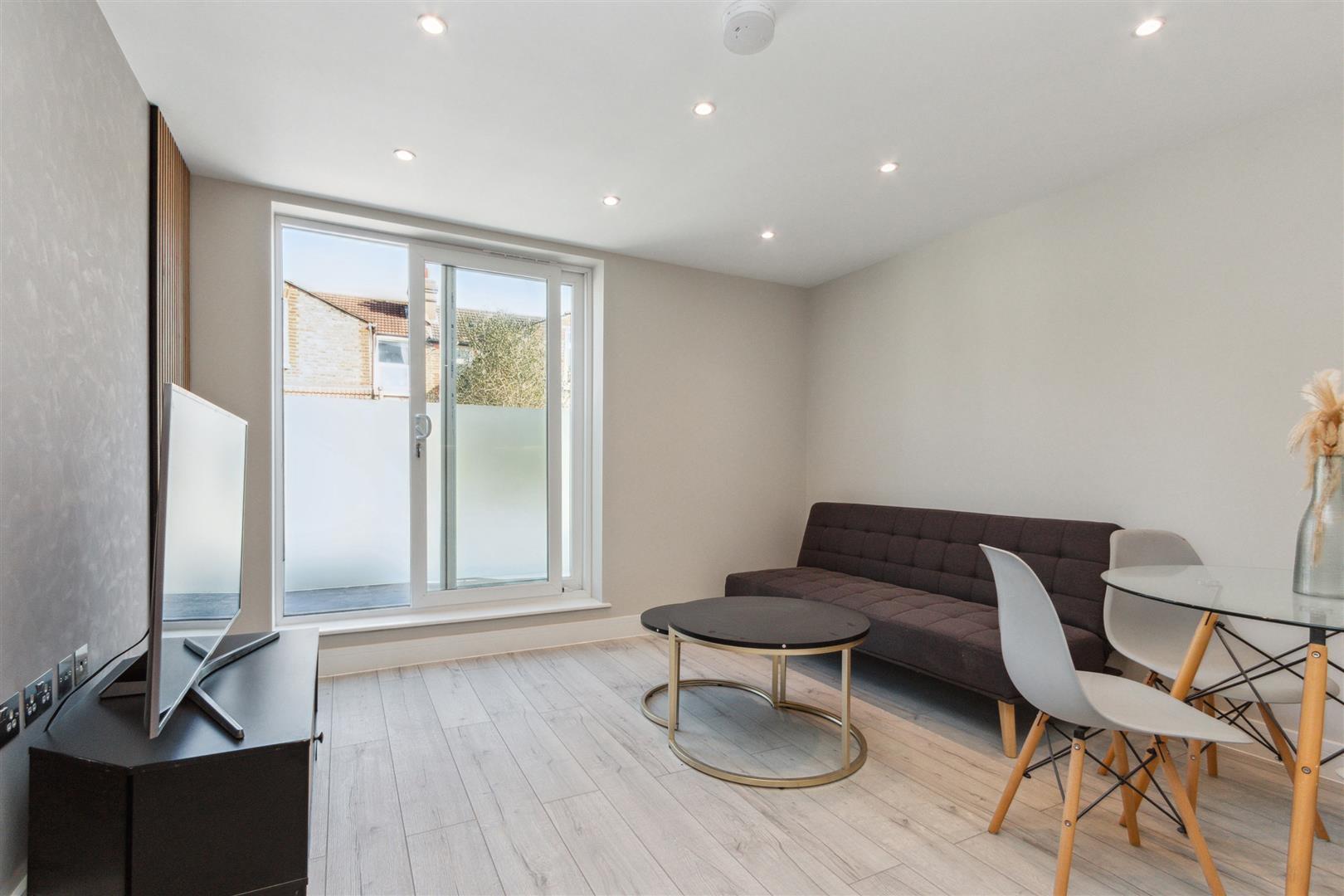 Property Image 57303bfe-6e99-43e4-a811-3f4e65f7659b