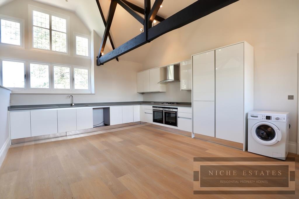 Property Image 574cf2e2-2e28-4214-8a1e-a921d5af15f5