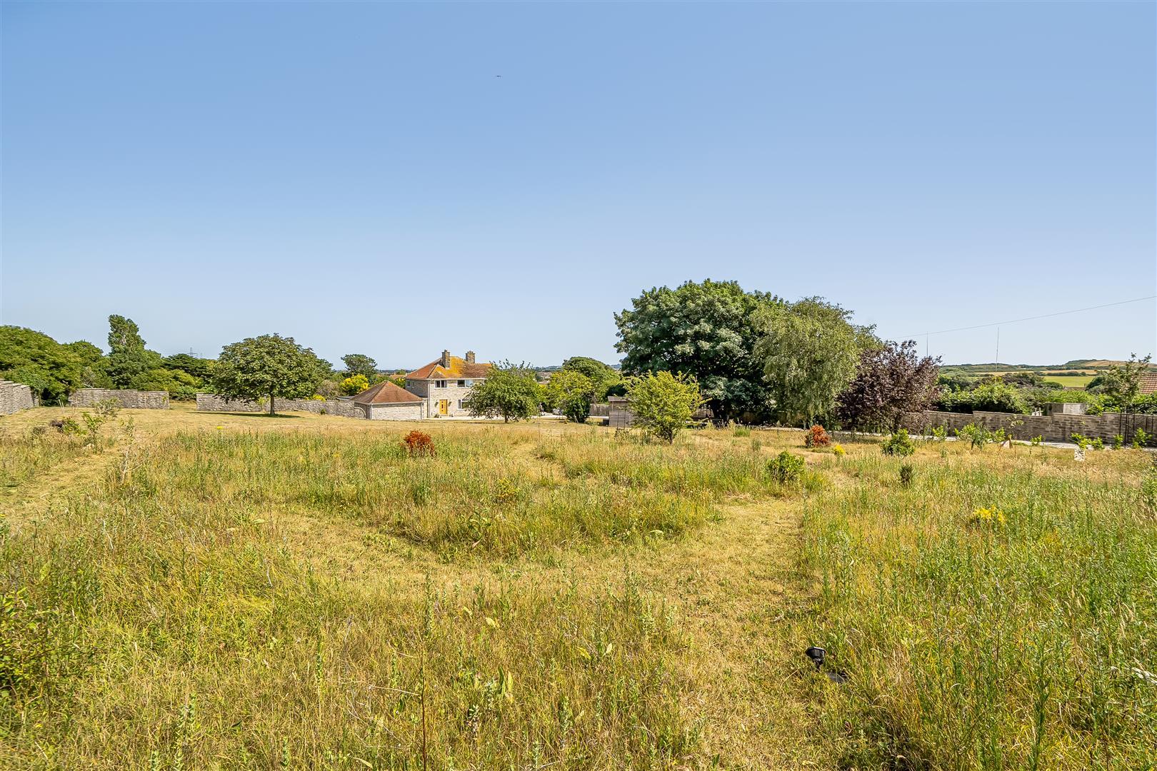 Property Image 574fad0a-7478-4095-80db-bd91403b1f17
