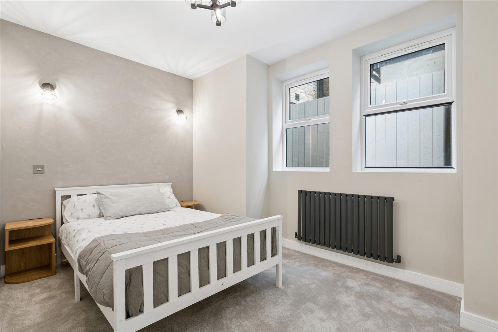 Property Image 574ff7e9-5ac4-4e92-9ba3-a3bba05835a3