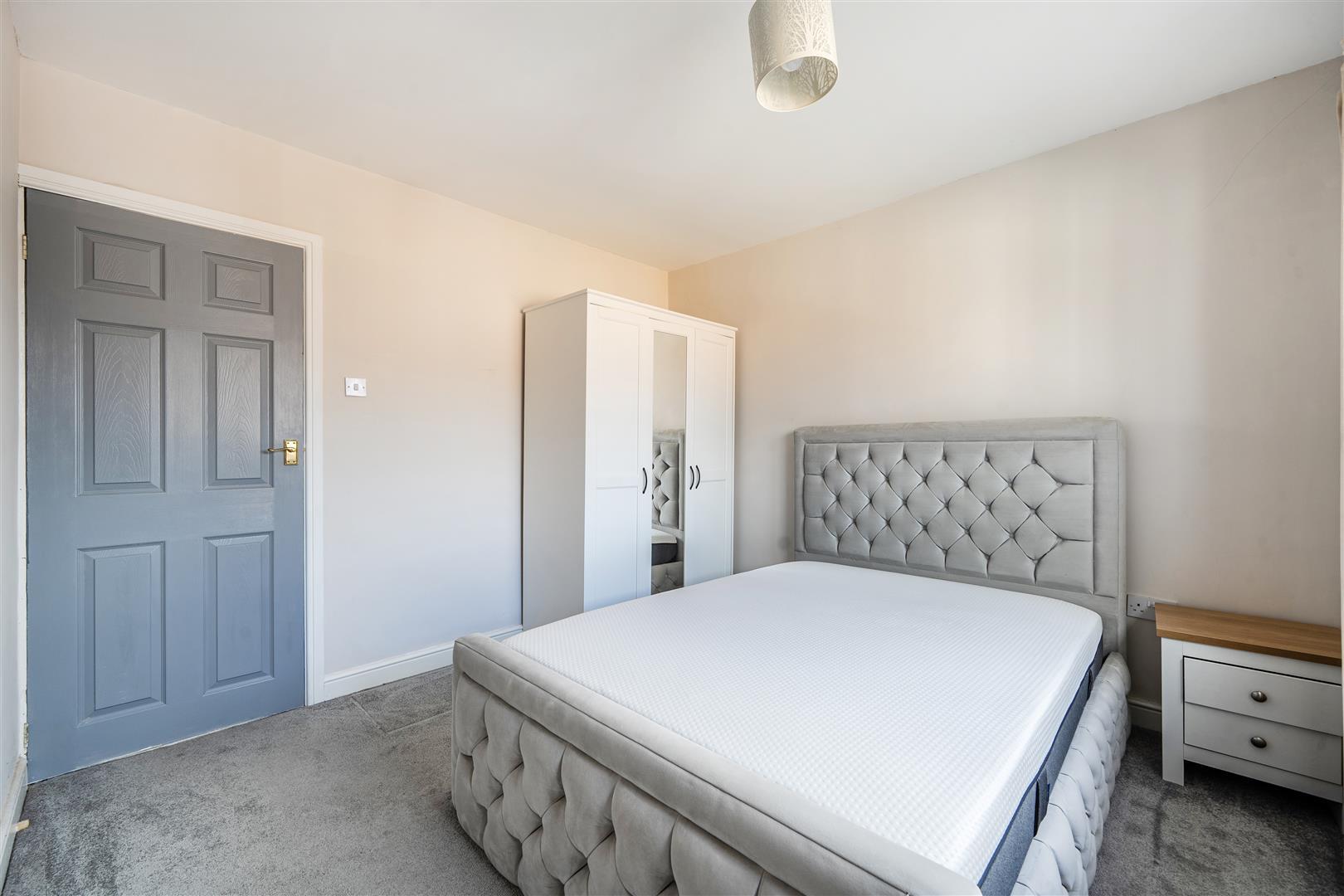 Property Image 575319f6-4475-4192-944e-098a3ce75e72