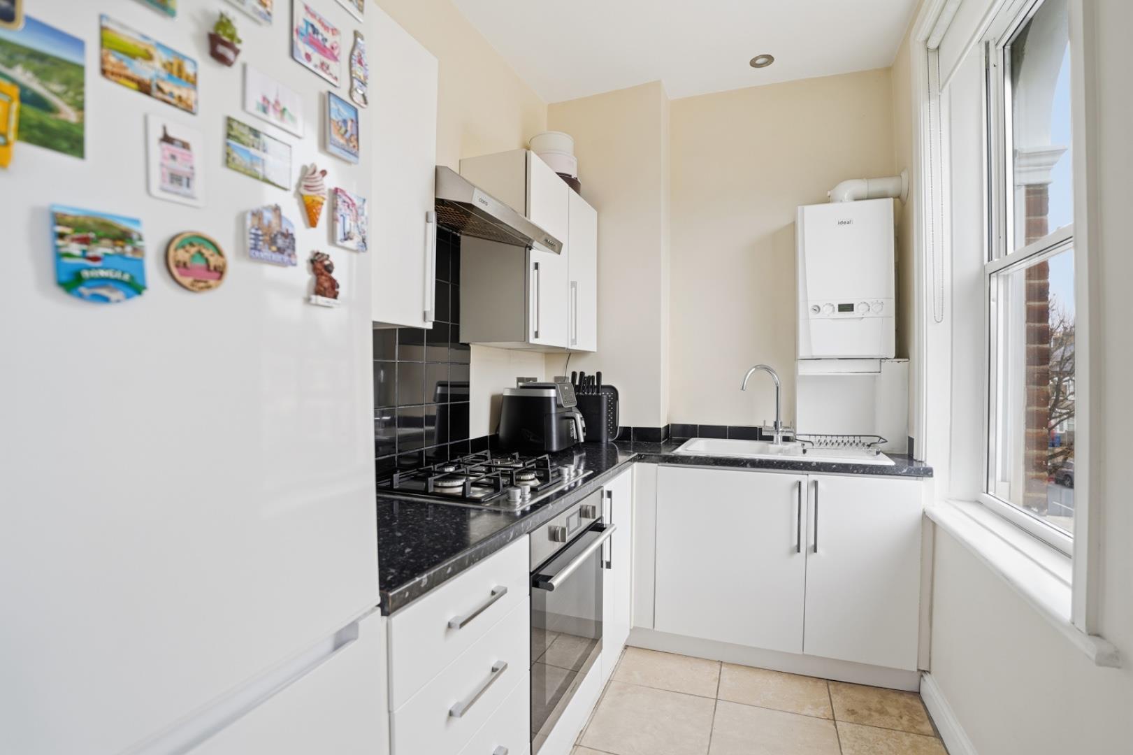 Property Image 575c6115-727d-475d-9537-40530cfe8a5e