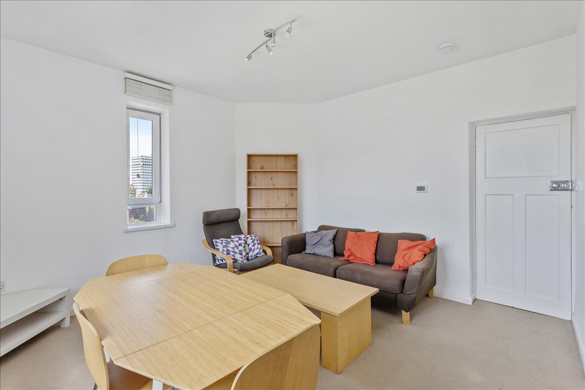 Property Image 57613ee0-a592-4c24-aa71-fbdcba72640f