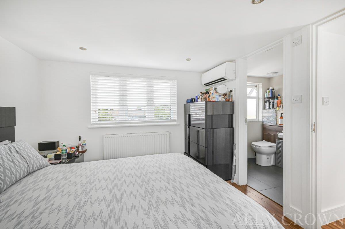 Property Image 57628e49-a2e3-4a50-848d-797d08121ee0