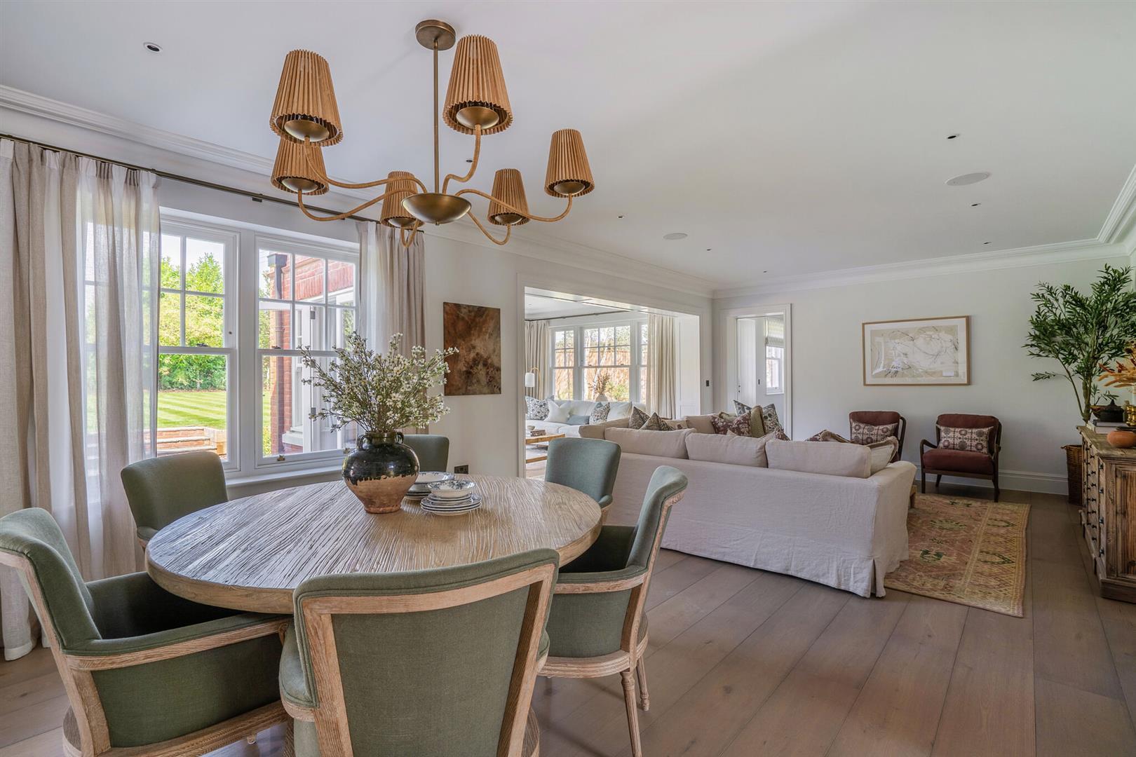 Property Image 576a82b3-80ac-47bb-80e0-c04fce3d8123