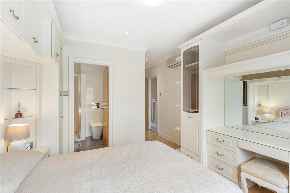 Property Image 57738956-60a3-4d59-8e39-08ac935f3819