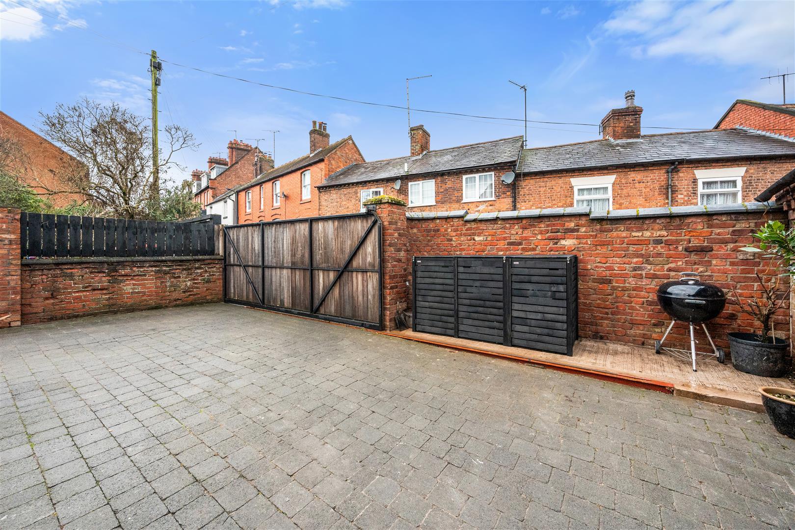 Property Image 5777480b-4a8b-4d34-93b9-ddc0cd3eea76
