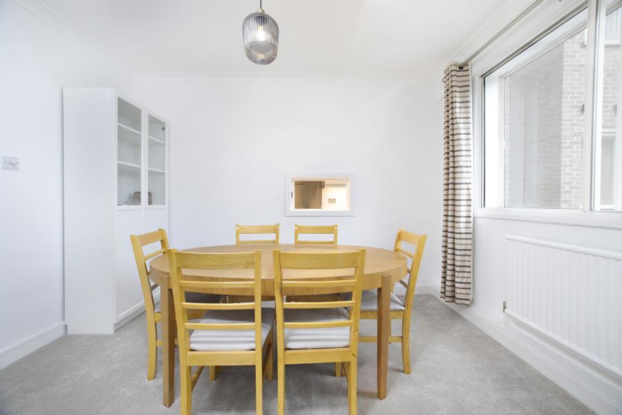 Property Image 57836bcf-0e8f-4d65-98f6-bf1ce1baabd3