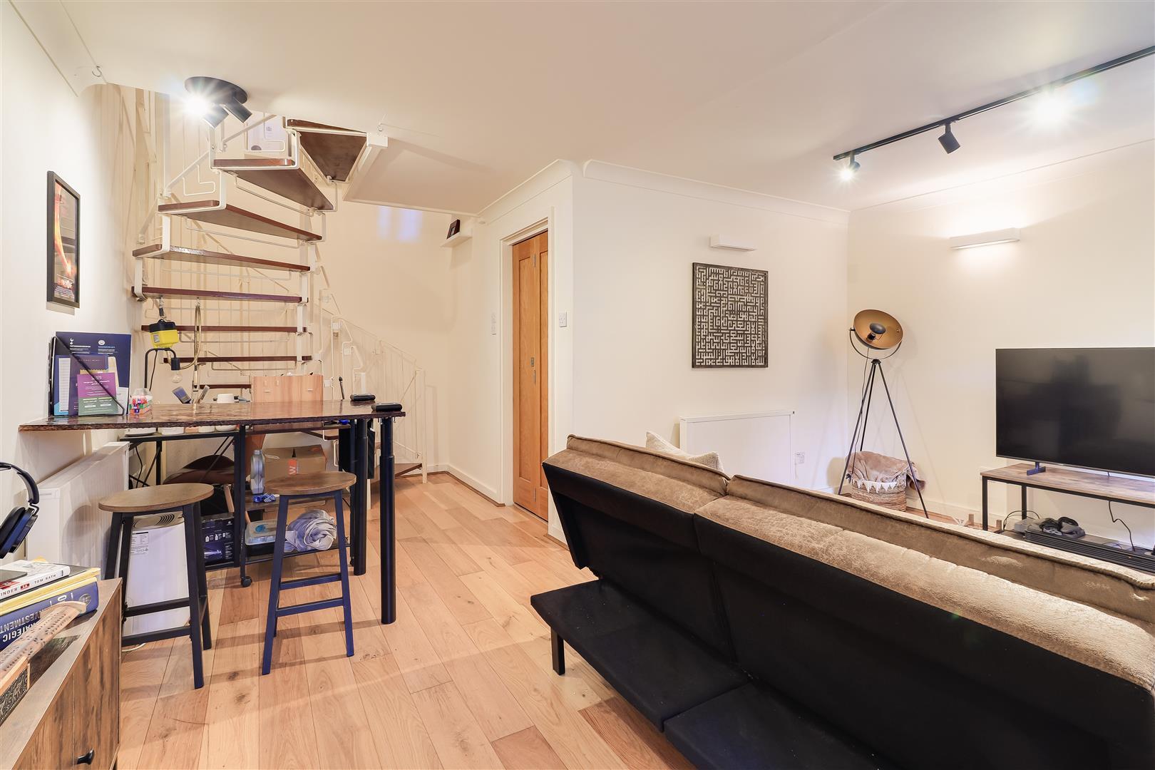 Property Image 5788b742-1b1b-43fc-b49e-88aa4030de84