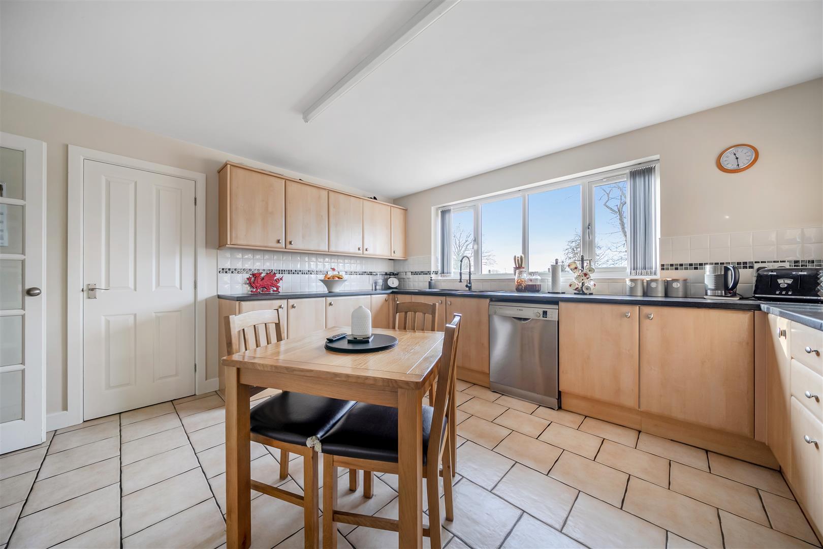 Property Image 578bfbd3-25e2-4257-aaec-1c2364f0ed12