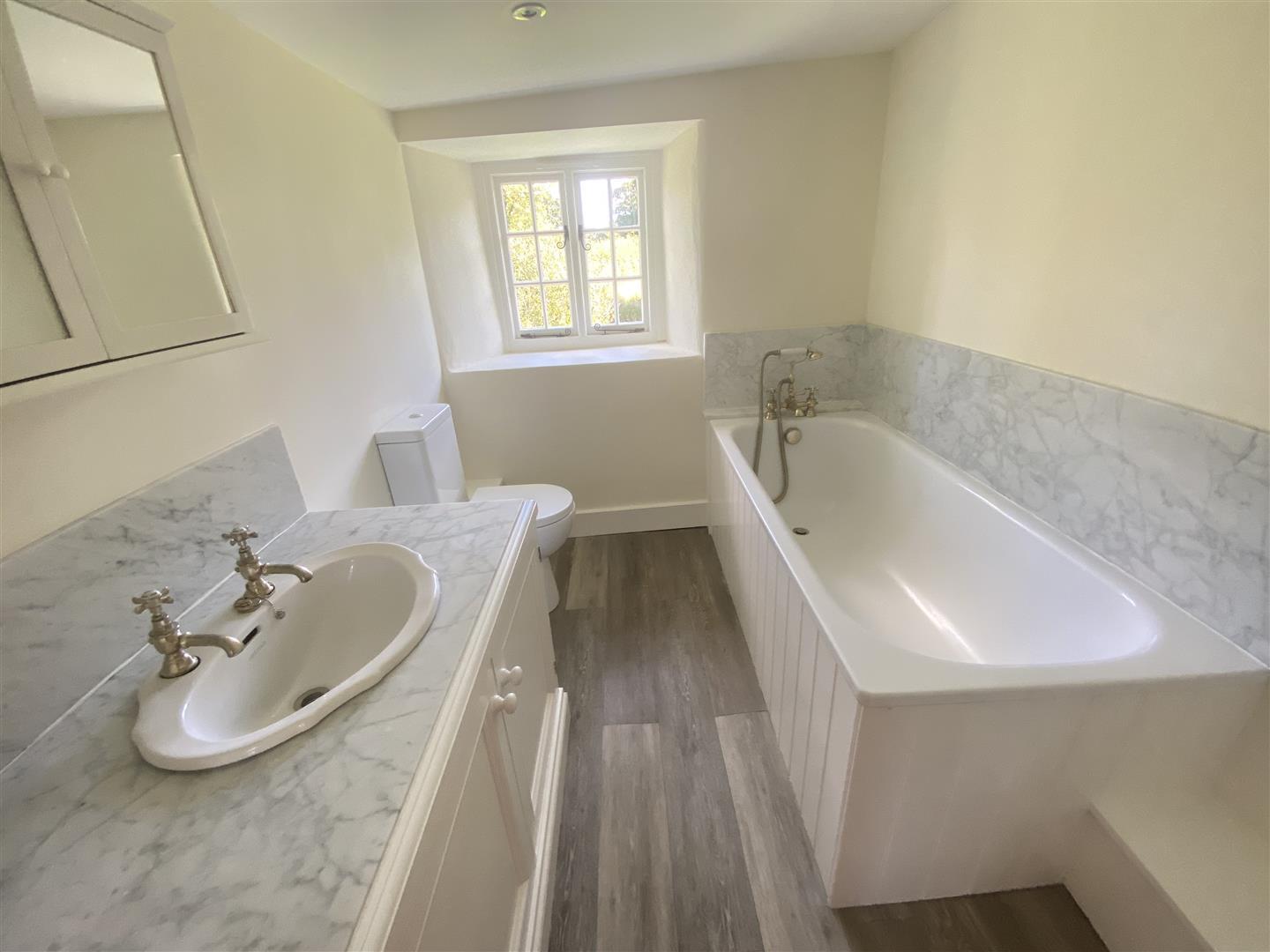 Property Image 57b72ae2-8658-4883-837c-833c6d94db8f