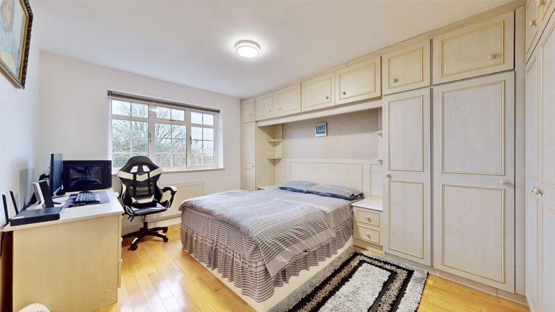 Property Image 57c39cd8-099d-42c0-aa8d-90c2a3722afd