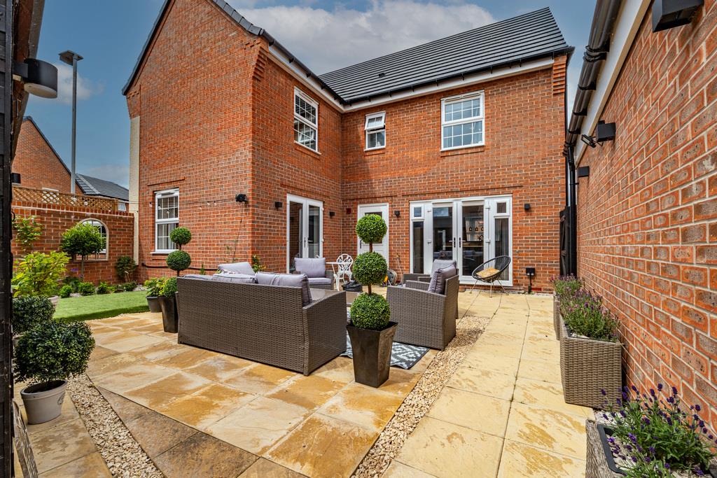 Property Image 57ddc993-e0dc-4793-9131-ea35e4b85477