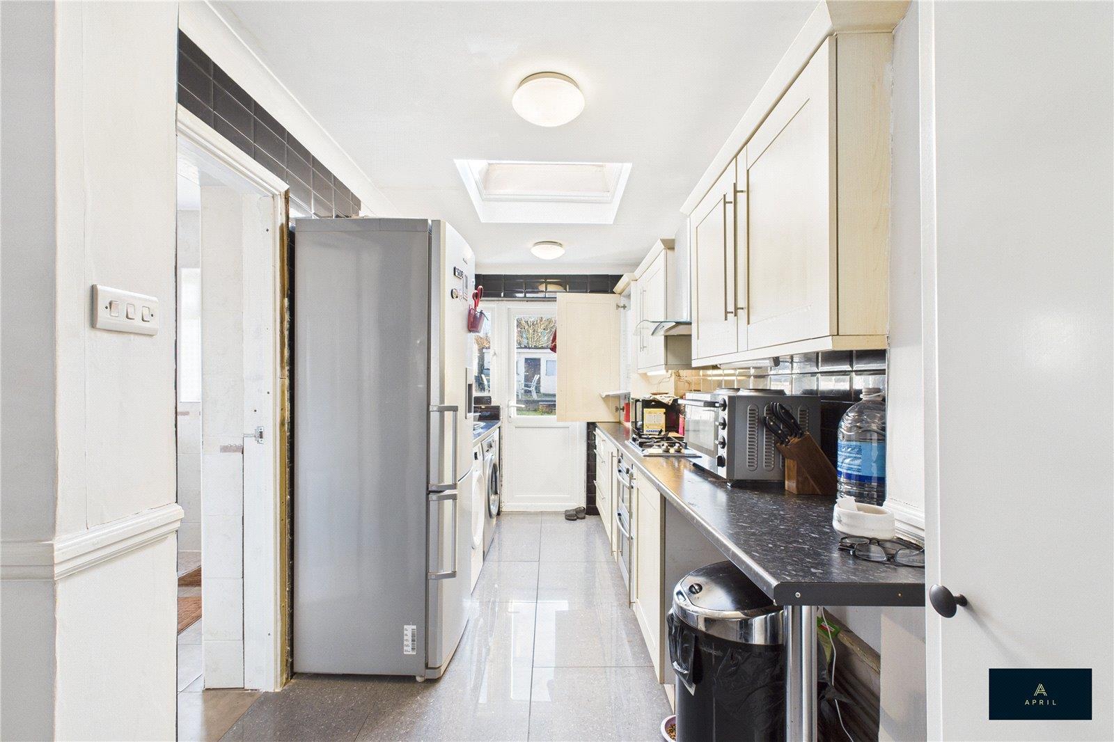 Property Image 57e33885-f57b-4946-8c78-b27bb990f335