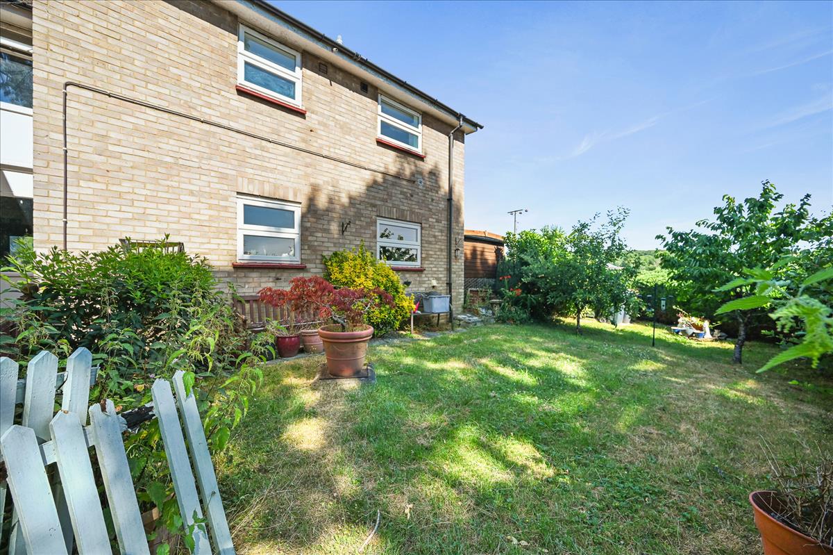 Property Image 57e402cf-16c5-420f-a1ea-c605db604fc1