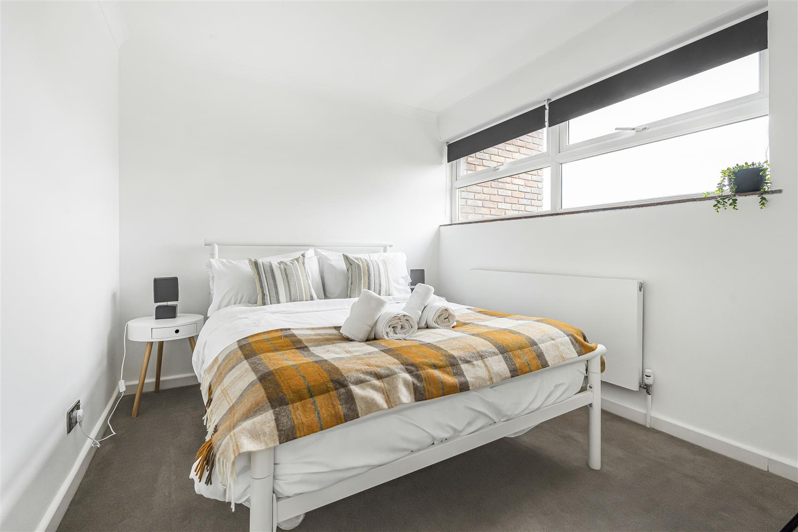 Property Image 57eb86e0-d555-4f92-b719-d0ca827a94d2