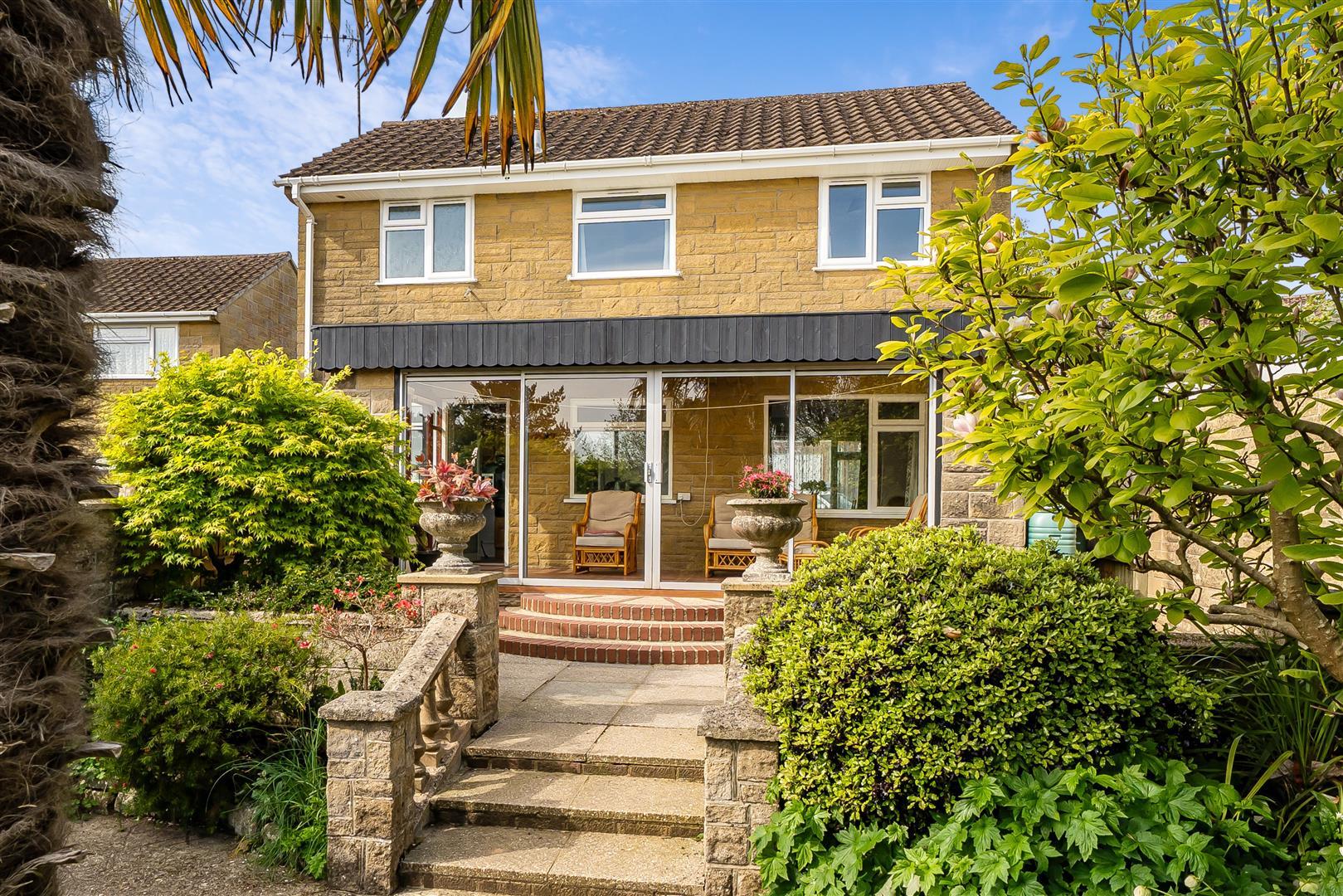 Property Image 57f92cfe-8737-4aa8-ba05-e109e67296f7
