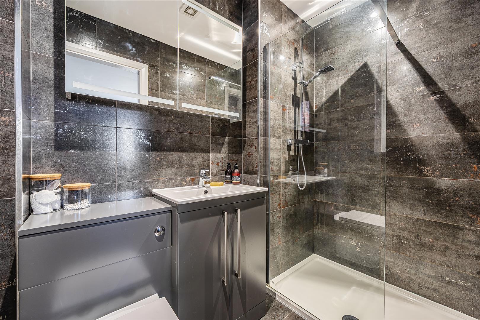 Property Image 57fbe491-b25a-49b8-834c-6644905111e6