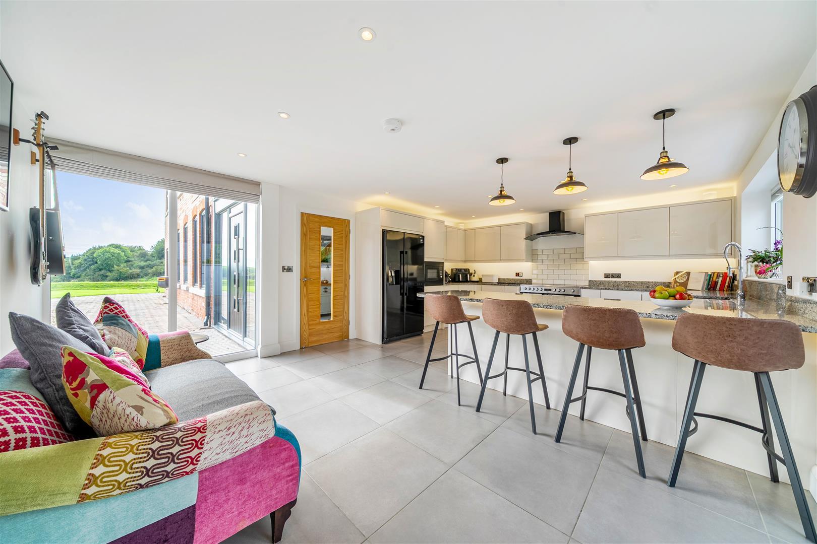 Property Image 57ffe95a-2c25-4071-a70b-4f8867ba798e