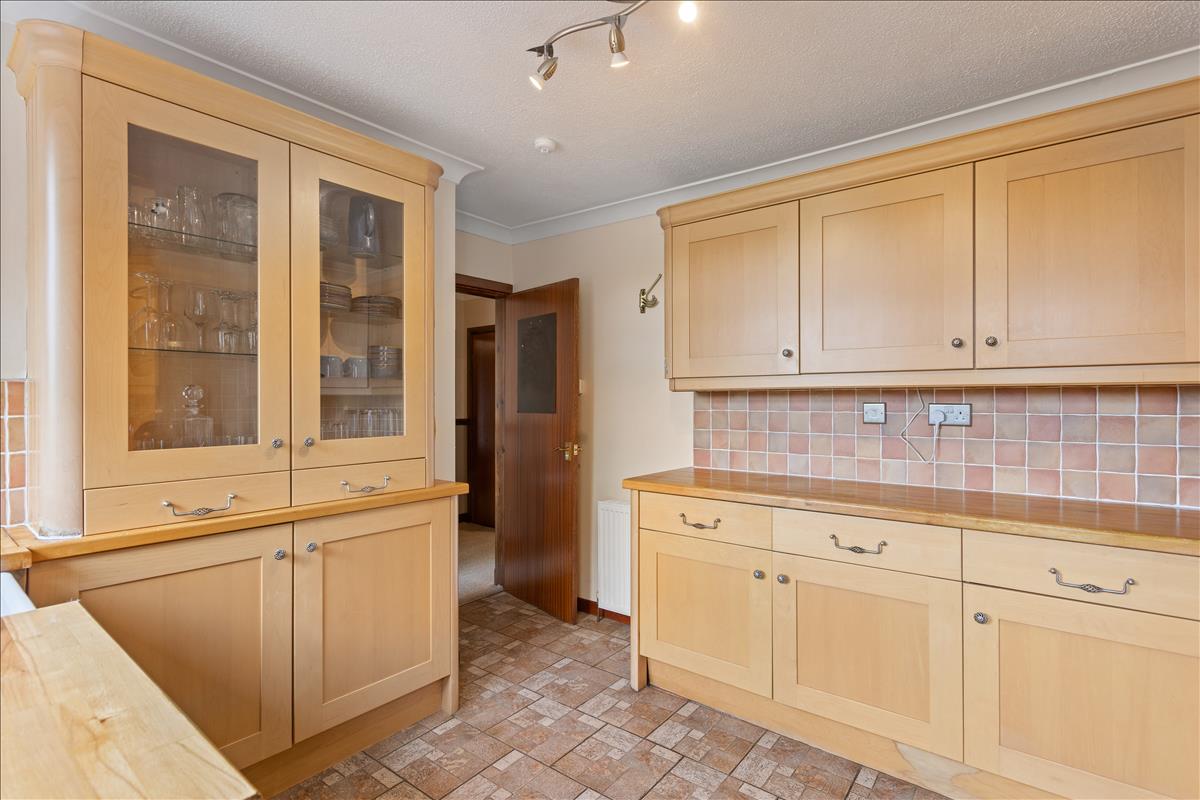 Property Image 582ba30d-8e5b-4a53-8c88-f2c880b8a111